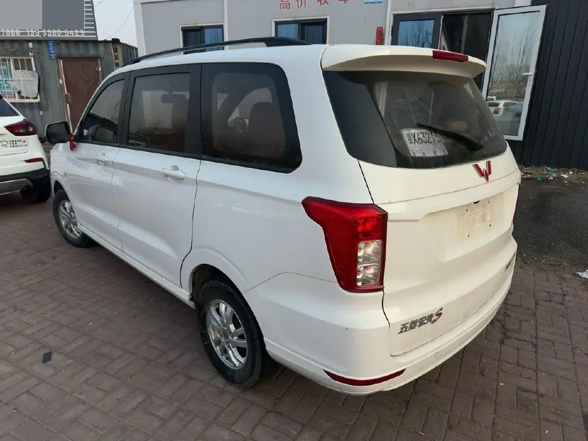2019 WuLing HongGuang 1.5L 99HP L4 6MT,autocango,china used car exporter,china ev exporter,chinese used car exporter,chinese used ev exporter