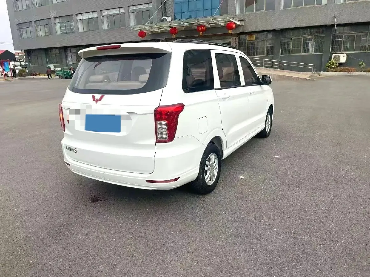 2019 WuLing HongGuang 1.5L 99HP L4 6MT,autocango,china used car exporter,china ev exporter,chinese used car exporter,chinese used ev exporter