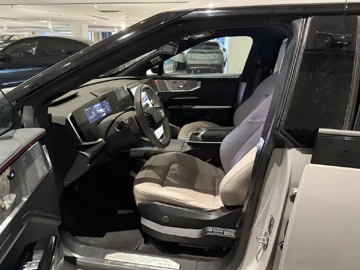 2023 HiPhi Y BEV 115KWH,autocango,china used car exporter,china ev exporter,chinese used car exporter,chinese used ev exporter