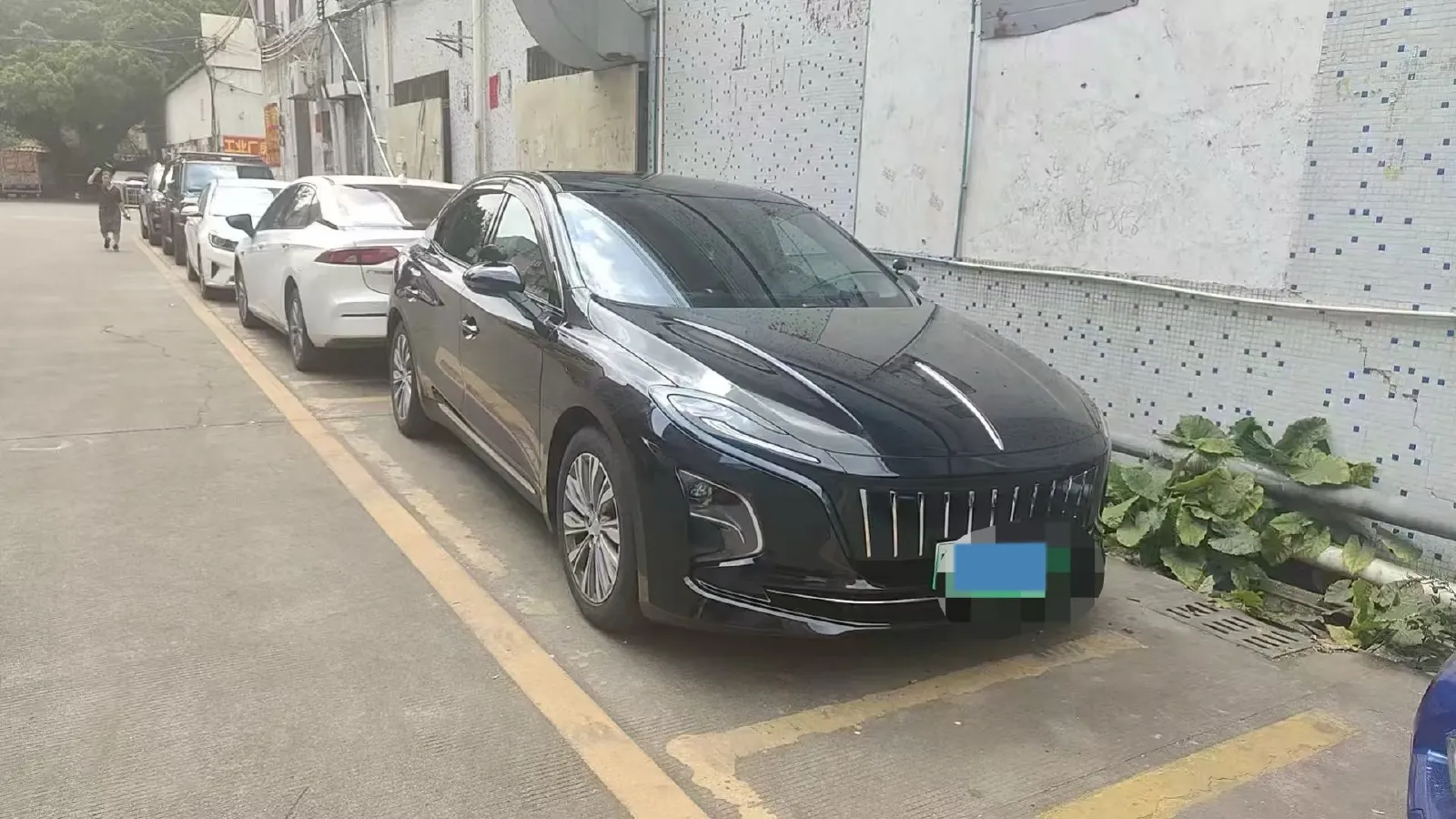 2024 HongQi E-QM5 BEV 72KWH,autocango,china used car exporter,china ev exporter,chinese used car exporter,chinese used ev exporter