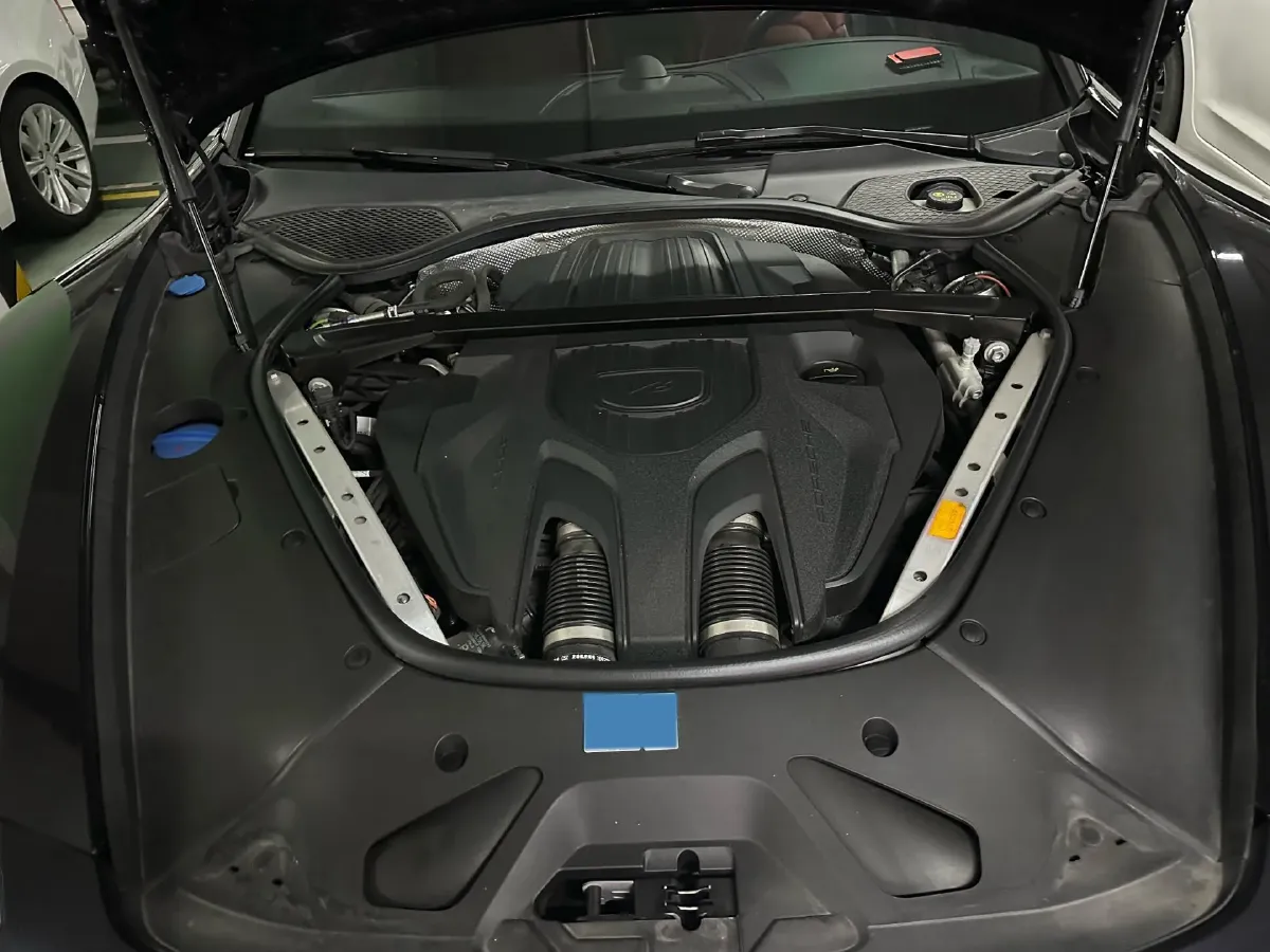 2024 Porsche Taycan 2AT BEV 105KWH,autocango,china used car exporter,china ev exporter,chinese used car exporter,chinese used ev exporter