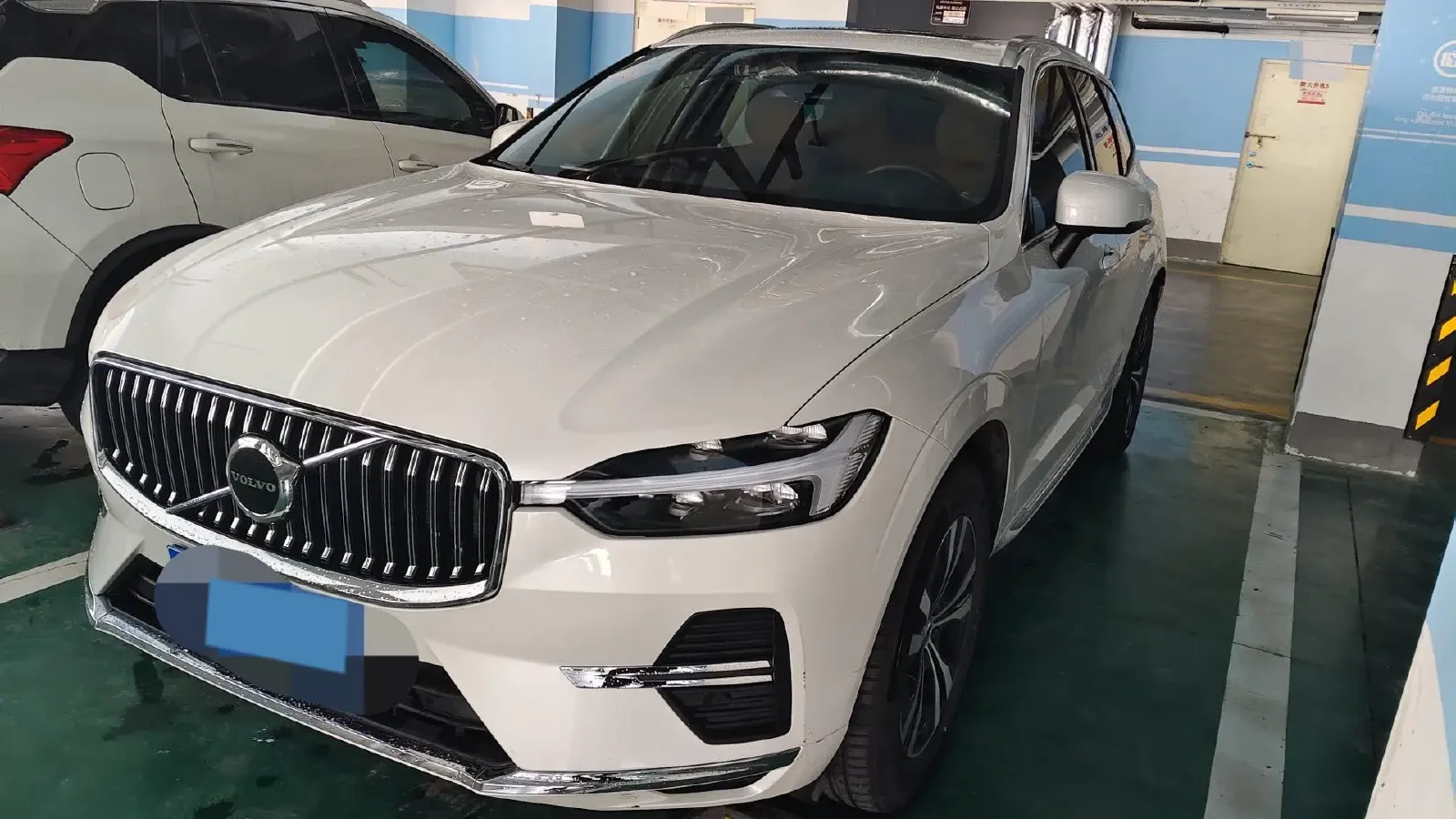 2024 Volvo XC60 2.0T 250HP L4 8AT,autocango,china used car exporter,china ev exporter,chinese used car exporter,chinese used ev exporter