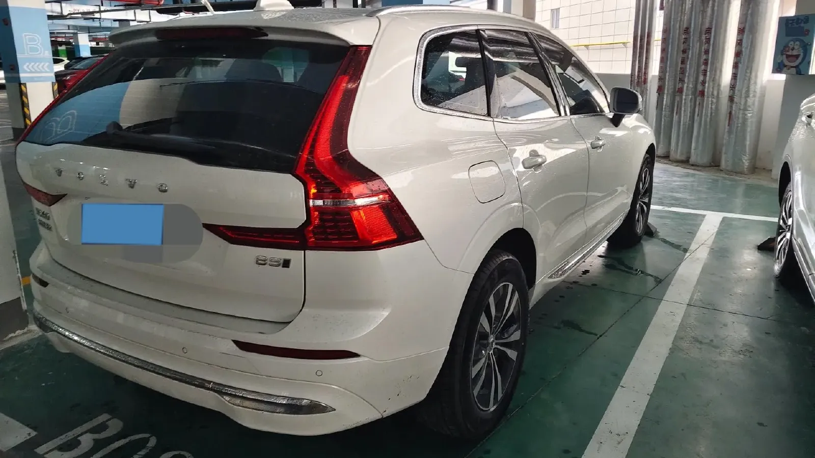 2024 Volvo XC60 2.0T 250HP L4 8AT,autocango,china used car exporter,china ev exporter,chinese used car exporter,chinese used ev exporter