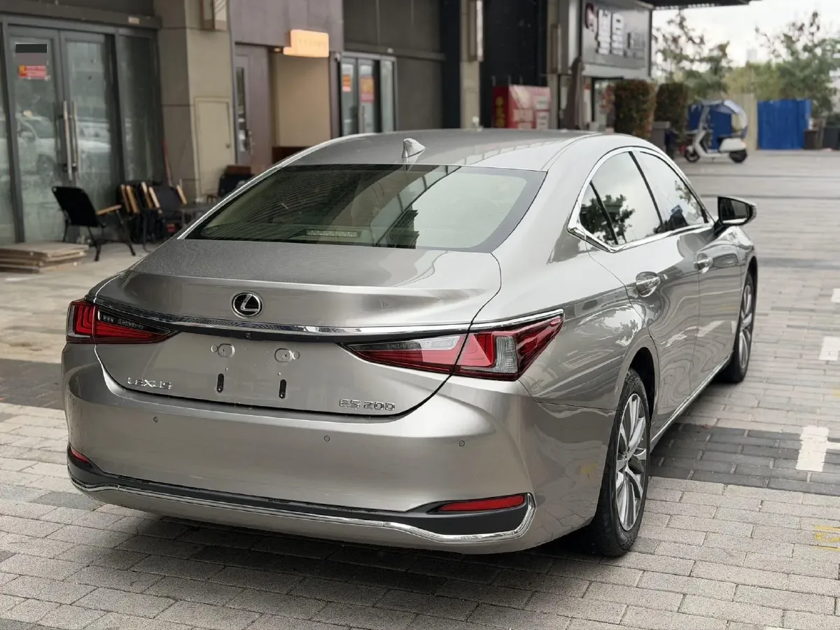 2020 Lexus ES 2.0L 173HP L4 CVT,autocango,china used car exporter,china ev exporter,chinese used car exporter,chinese used ev exporter