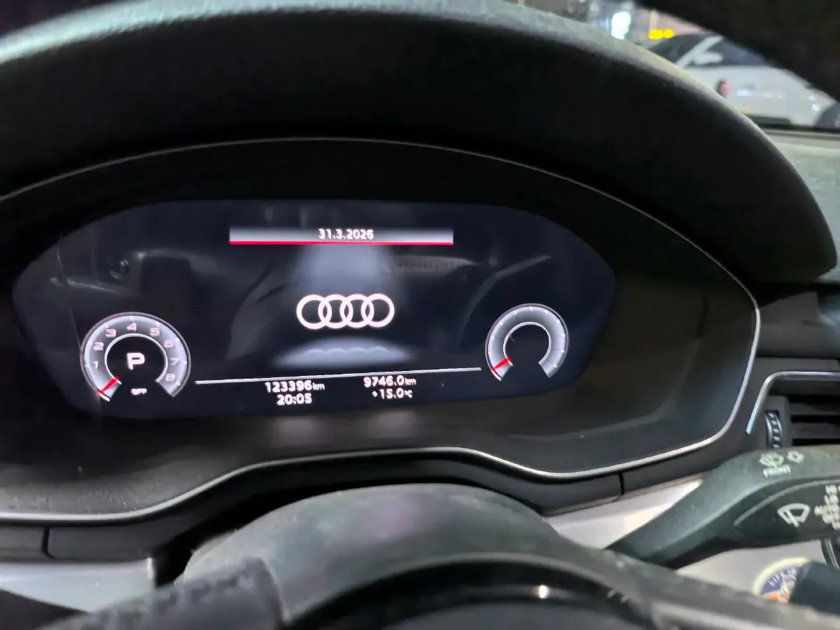 2020 Audi A4L 2.0T 190HP L4 7DCT,autocango,china used car exporter,china ev exporter,chinese used car exporter,chinese used ev exporter