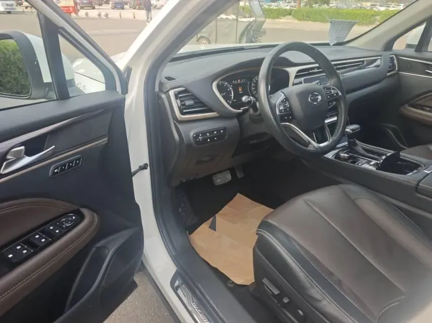 2019 GAC Trumpchi GS5 1.5T 169HP L4 6AT,autocango,china used car exporter,china ev exporter,chinese used car exporter,chinese used ev exporter