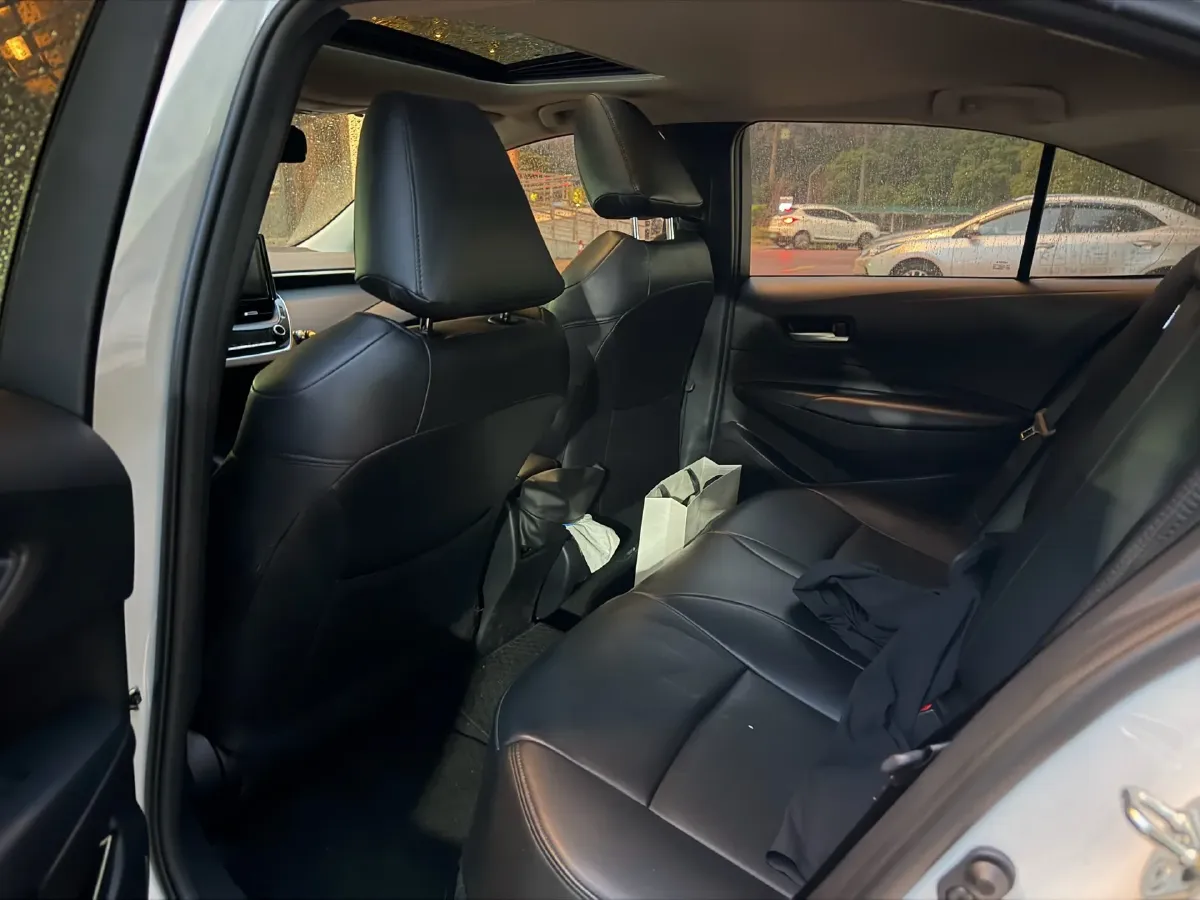 2021 Toyota Corolla 1.2T 116HP L4 CVT,autocango,china used car exporter,china ev exporter,chinese used car exporter,chinese used ev exporter