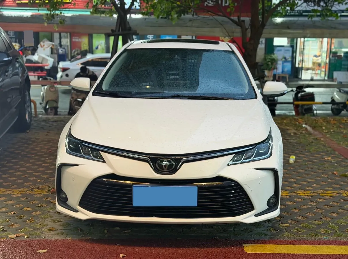 2021 Toyota Corolla 1.2T 116HP L4 CVT,autocango,china used car exporter,china ev exporter,chinese used car exporter,chinese used ev exporter