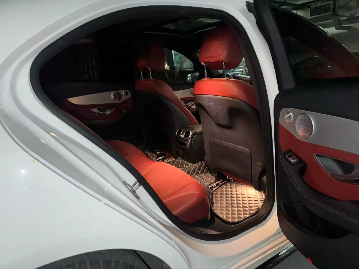 2021 Mercedes-Benz C Class 1.5T 184HP L4 9AT,autocango,china used car exporter,china ev exporter,chinese used car exporter,chinese used ev exporter