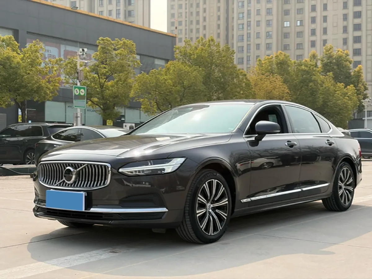 2022 Volvo S90 2.0T 250HP L4 8AT,autocango,china used car exporter,china ev exporter,chinese used car exporter,chinese used ev exporter