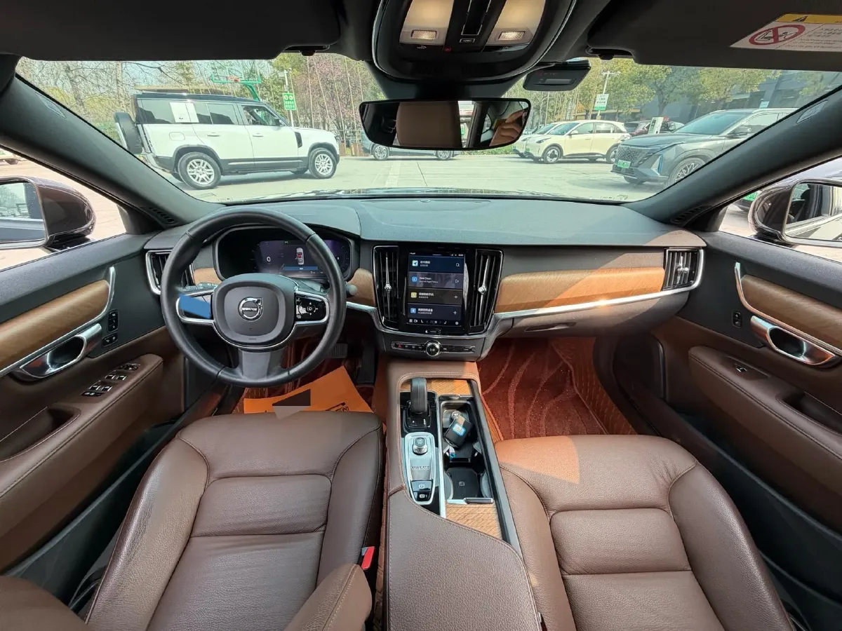 2022 Volvo S90 2.0T 250HP L4 8AT,autocango,china used car exporter,china ev exporter,chinese used car exporter,chinese used ev exporter