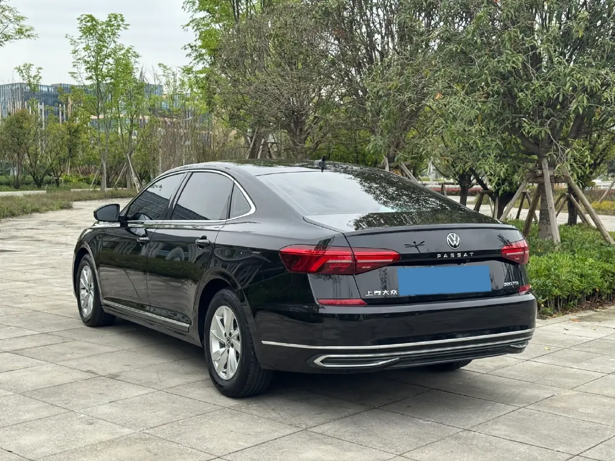 2021 Volkswagen Passat 1.4T 150HP L4 7DCT,autocango,china used car exporter,china ev exporter,chinese used car exporter,chinese used ev exporter