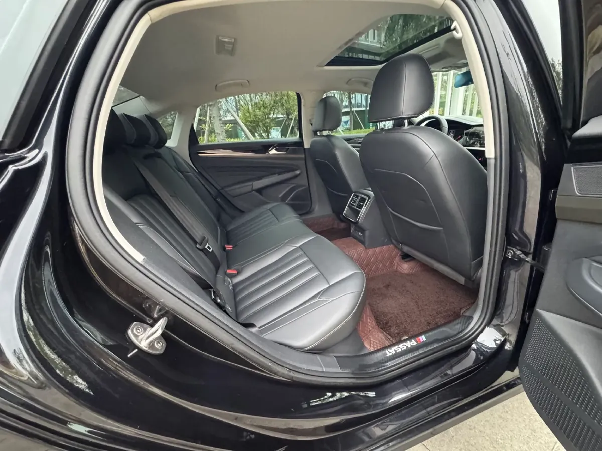 2021 Volkswagen Passat 1.4T 150HP L4 7DCT,autocango,china used car exporter,china ev exporter,chinese used car exporter,chinese used ev exporter