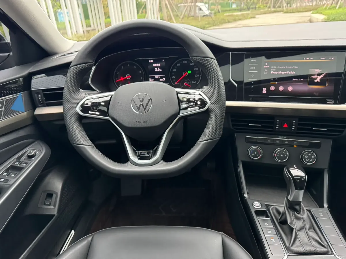 2021 Volkswagen Passat 1.4T 150HP L4 7DCT,autocango,china used car exporter,china ev exporter,chinese used car exporter,chinese used ev exporter