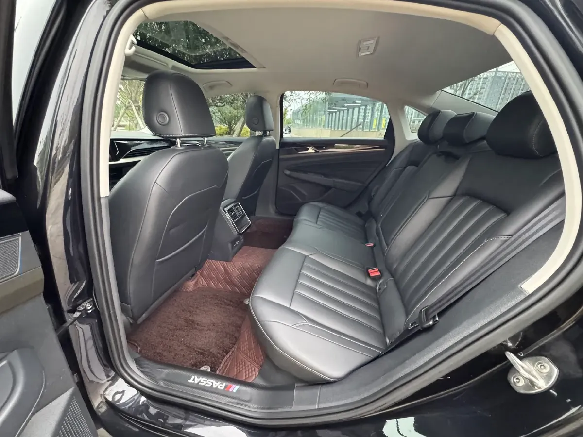 2021 Volkswagen Passat 1.4T 150HP L4 7DCT,autocango,china used car exporter,china ev exporter,chinese used car exporter,chinese used ev exporter