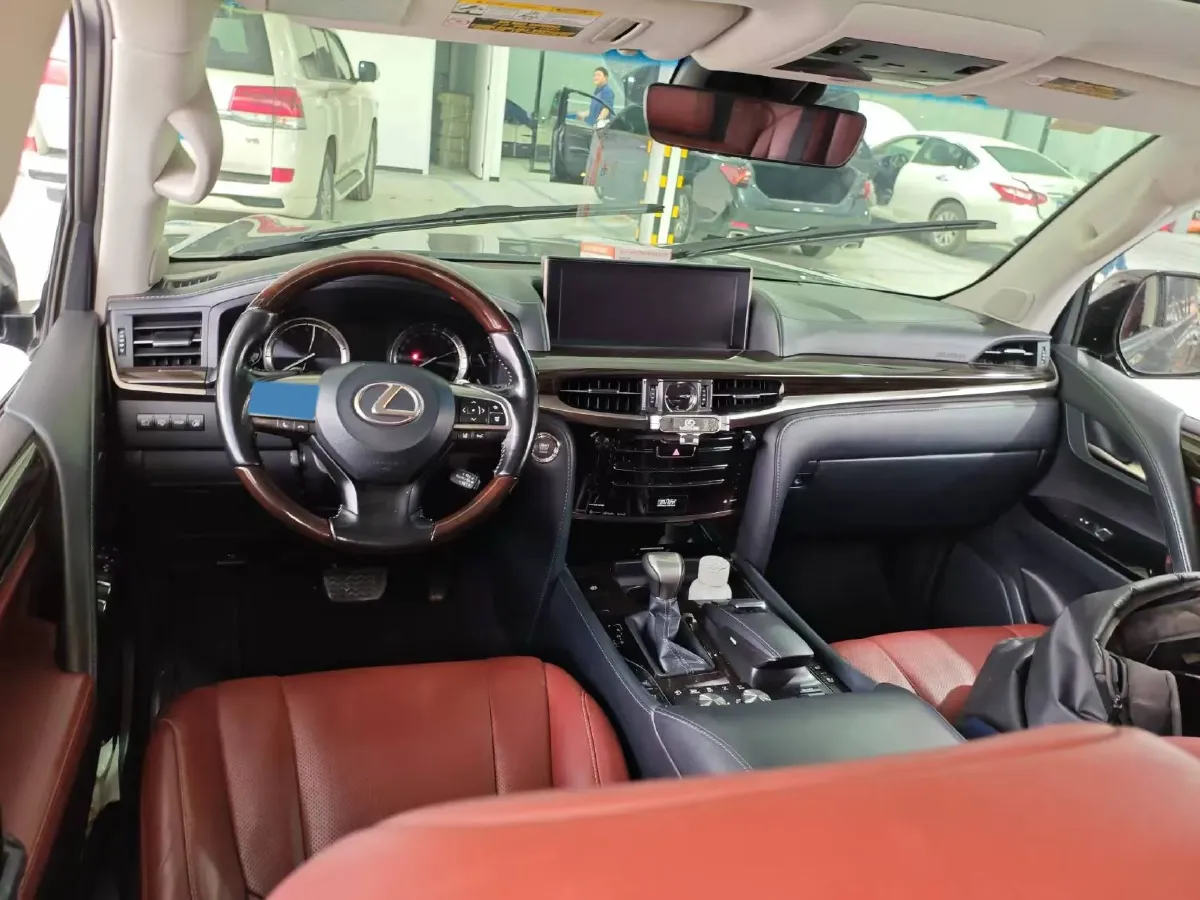 2017 Lexus LX 5.7L 367HP V8 8AT,autocango,china used car exporter,china ev exporter,chinese used car exporter,chinese used ev exporter