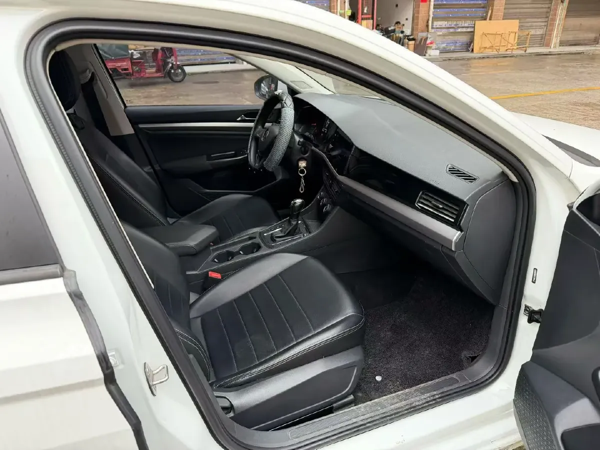 2021 Volkswagen Bora 1.5L 113HP L4 6AT,autocango,china used car exporter,china ev exporter,chinese used car exporter,chinese used ev exporter