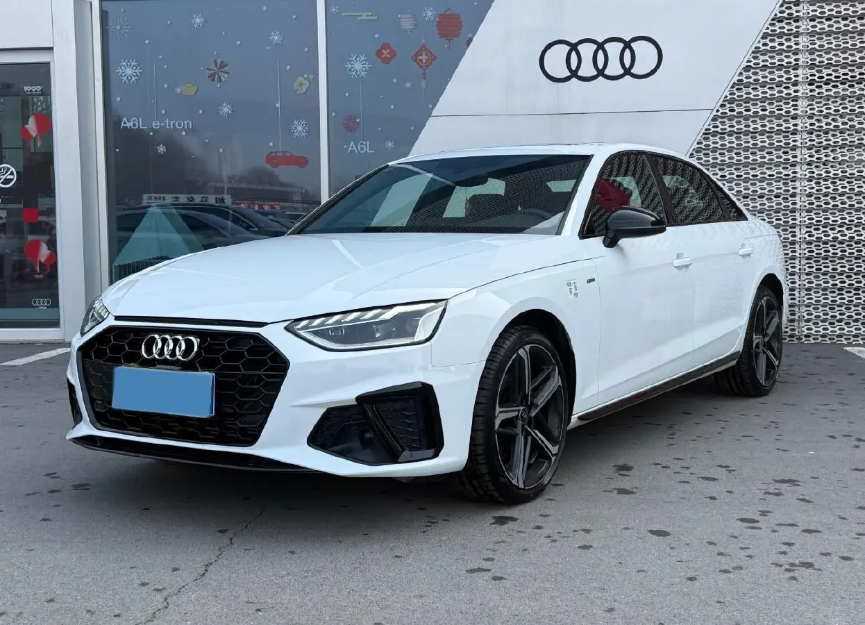 2024 Audi A4L 2.0T 190HP L4 7DCT,autocango,china used car exporter,china ev exporter,chinese used car exporter,chinese used ev exporter