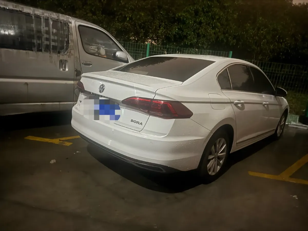 2019 Bestune T77 1.2T 143HP L4 7DCT,autocango,china used car exporter,china ev exporter,chinese used car exporter,chinese used ev exporter