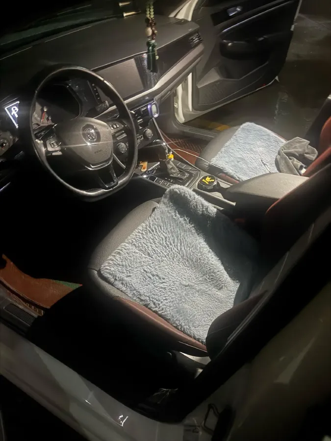 2019 Bestune T77 1.2T 143HP L4 7DCT,autocango,china used car exporter,china ev exporter,chinese used car exporter,chinese used ev exporter