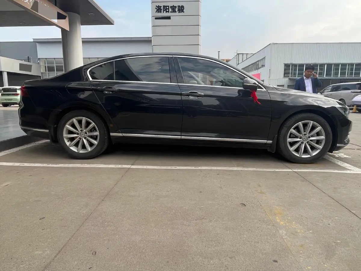 2019 Chevrolet Malibu XL 2.0T 241HP L4 9AT,autocango,china used car exporter,china ev exporter,chinese used car exporter,chinese used ev exporter