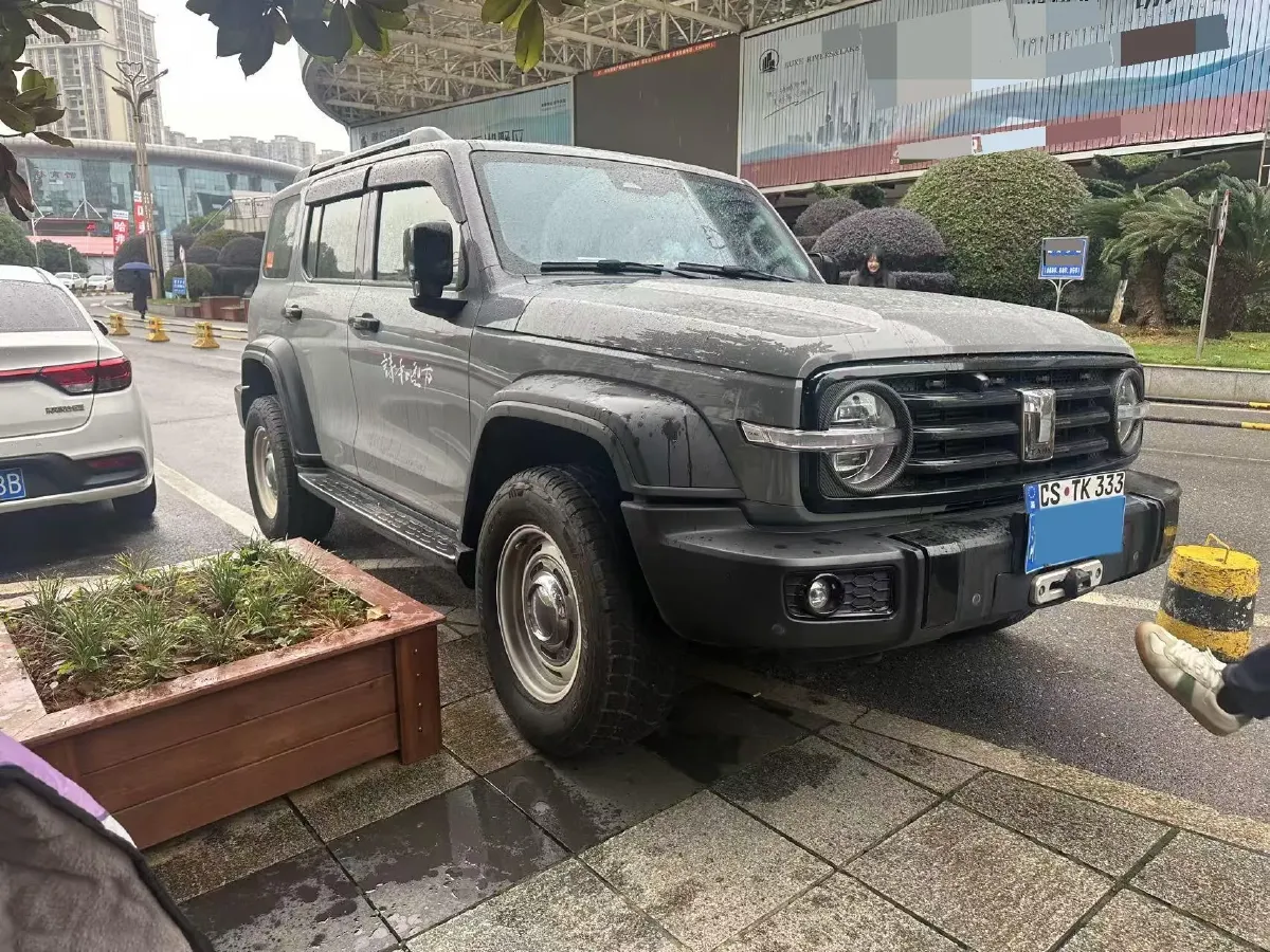 2021 Tank 300 2.0T 227HP L4 8AT,autocango,china used car exporter,china ev exporter,chinese used car exporter,chinese used ev exporter