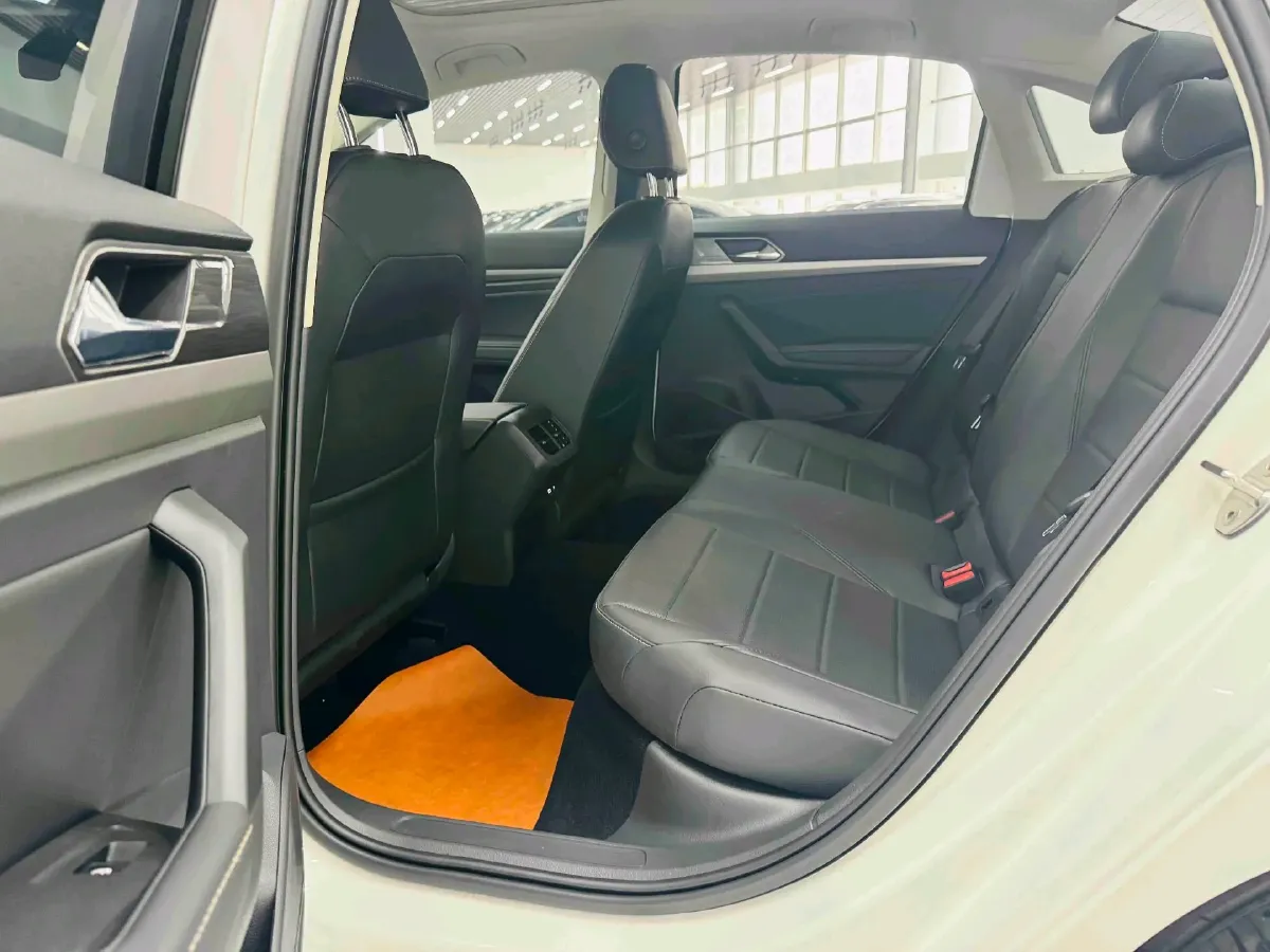 2021 Volkswagen Lavida 1.5L 113HP L4 6AT,autocango,china used car exporter,china ev exporter,chinese used car exporter,chinese used ev exporter