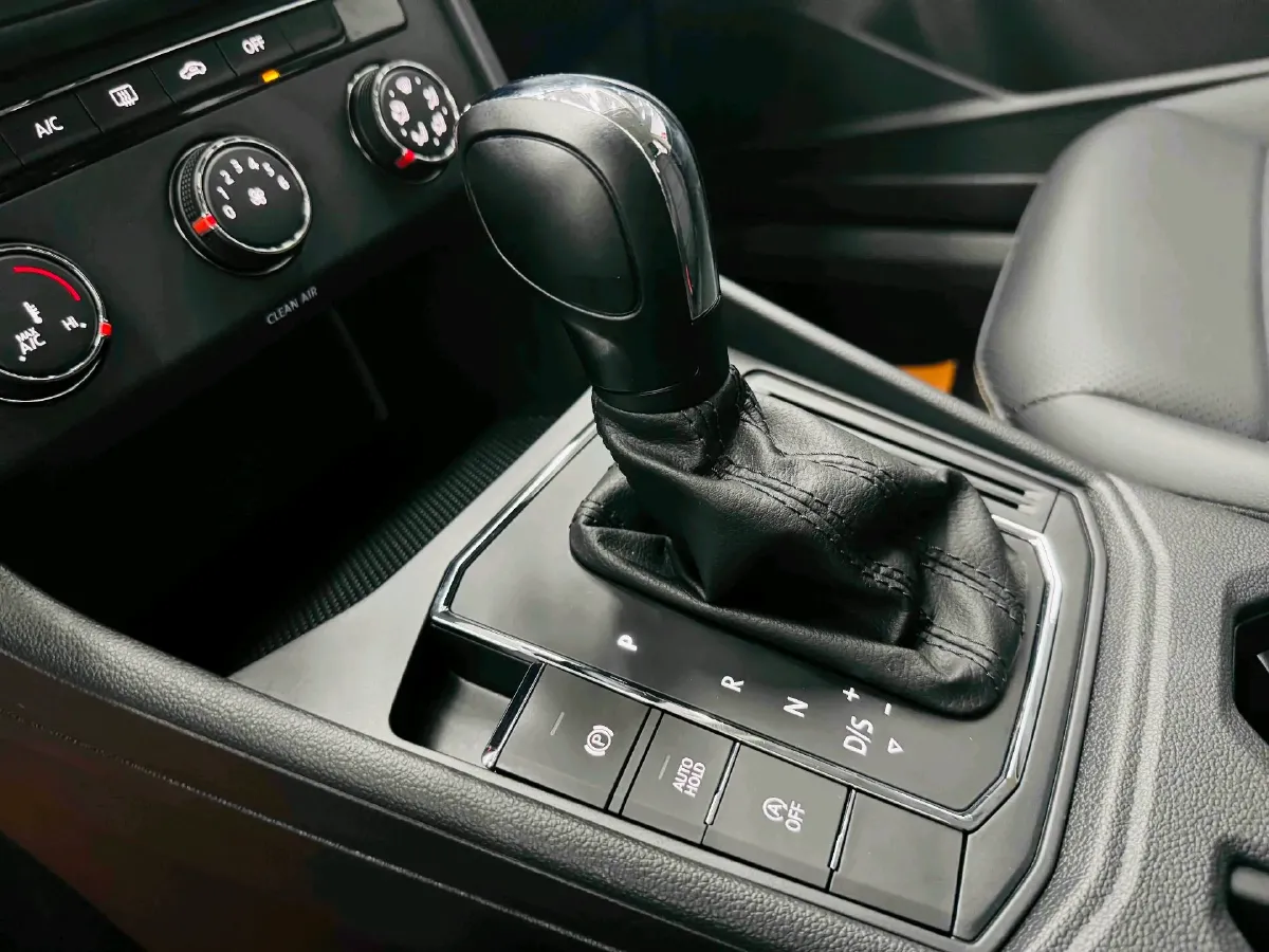 2021 Volkswagen Lavida 1.5L 113HP L4 6AT,autocango,china used car exporter,china ev exporter,chinese used car exporter,chinese used ev exporter