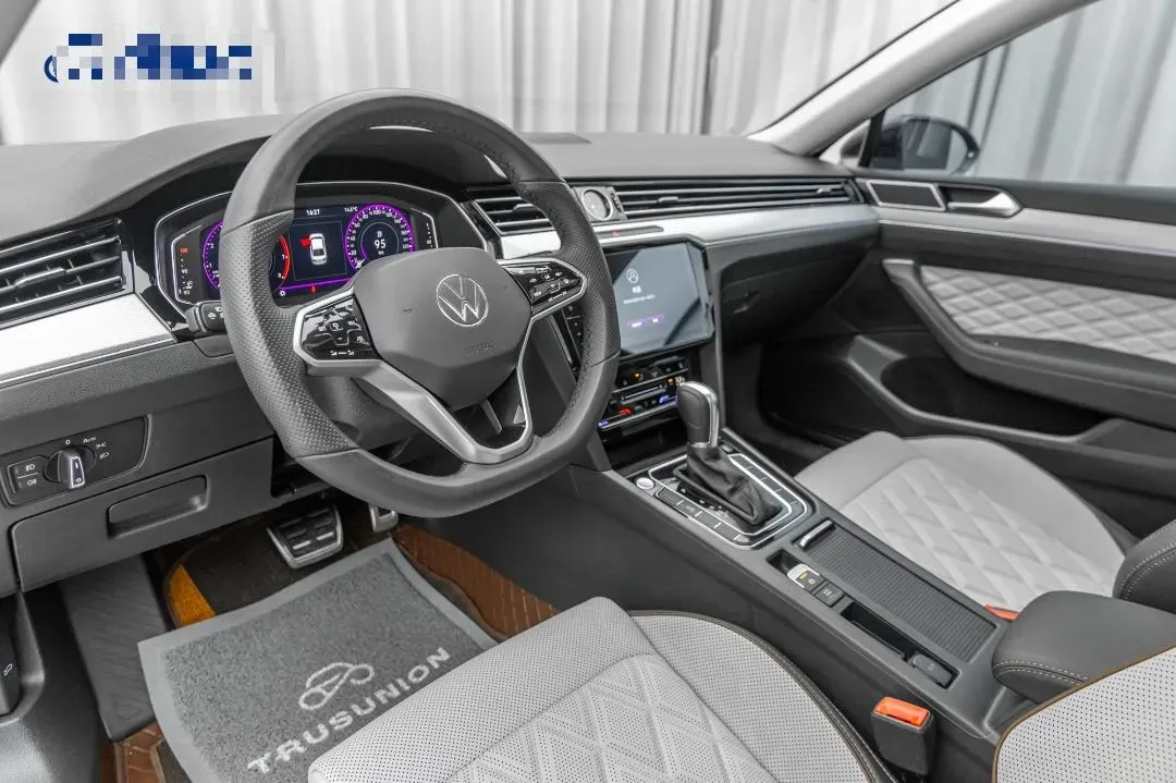 2024 Volkswagen Magotan 2.0T 186HP L4 7DCT,autocango,china used car exporter,china ev exporter,chinese used car exporter,chinese used ev exporter