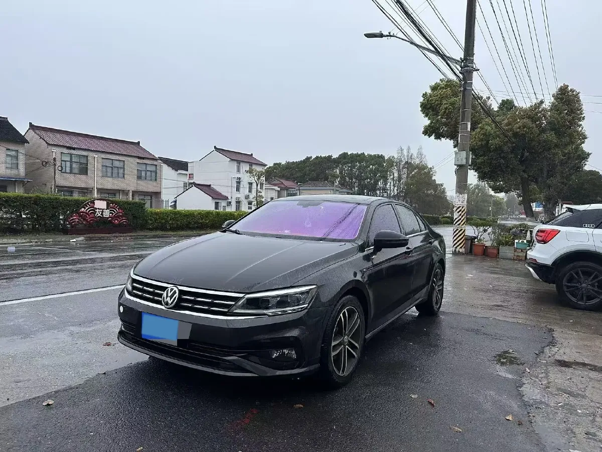 2019 Volkswagen Passat 1.4T 150HP L4 7DCT,autocango,china used car exporter,china ev exporter,chinese used car exporter,chinese used ev exporter