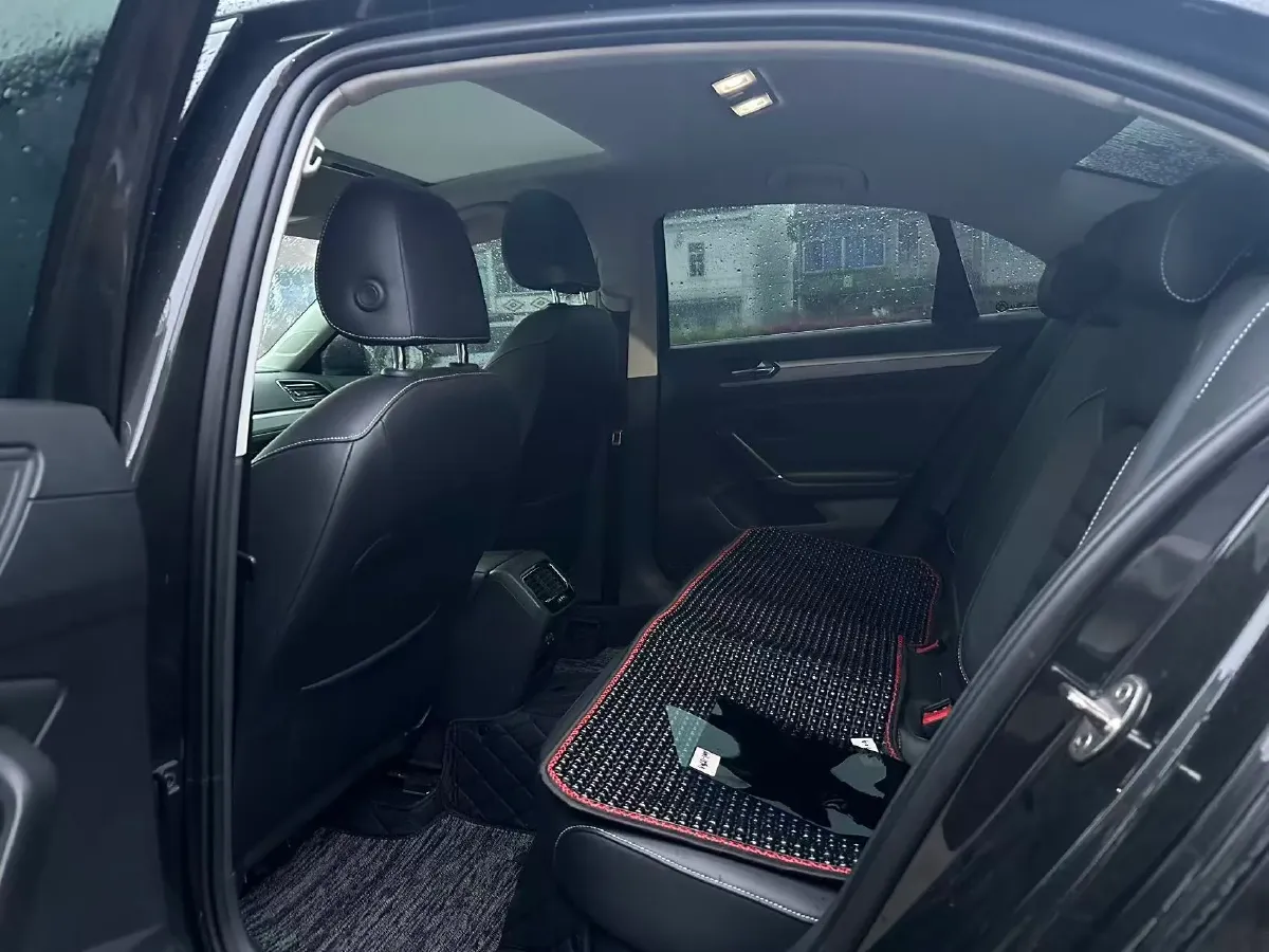 2019 Volkswagen Passat 1.4T 150HP L4 7DCT,autocango,china used car exporter,china ev exporter,chinese used car exporter,chinese used ev exporter