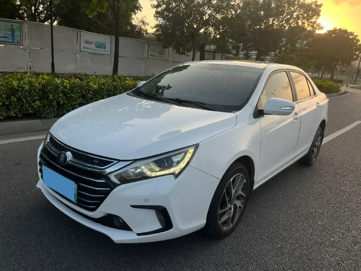2017 BYD Qin 1.5T 154HP L4 6DCT PHEV,autocango,china used car exporter,china ev exporter,chinese used car exporter,chinese used ev exporter