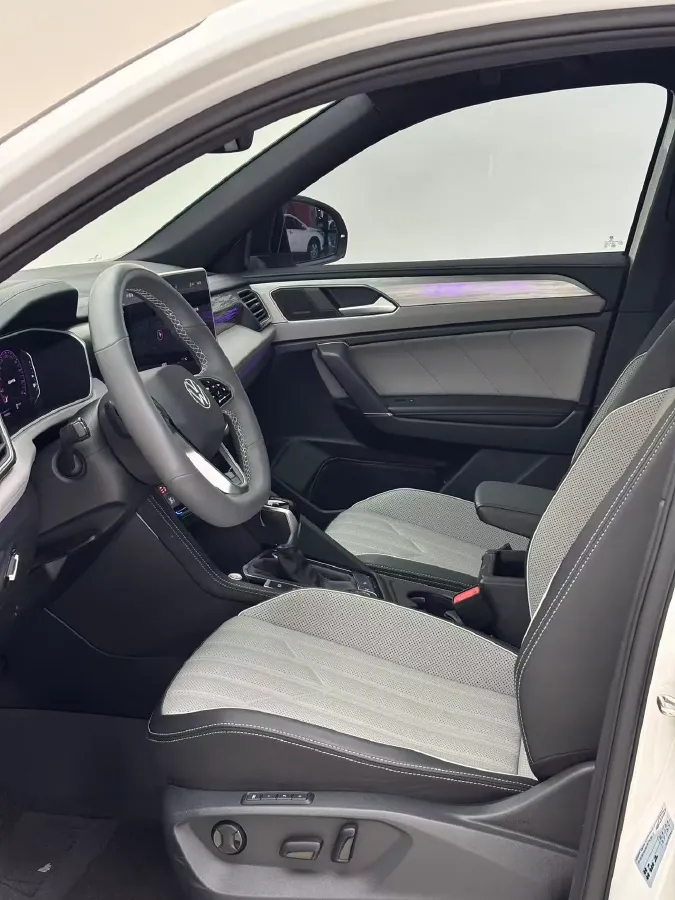 2023 Volkswagen Tayron 2.0T 220HP L4 7DCT,autocango,china used car exporter,china ev exporter,chinese used car exporter,chinese used ev exporter