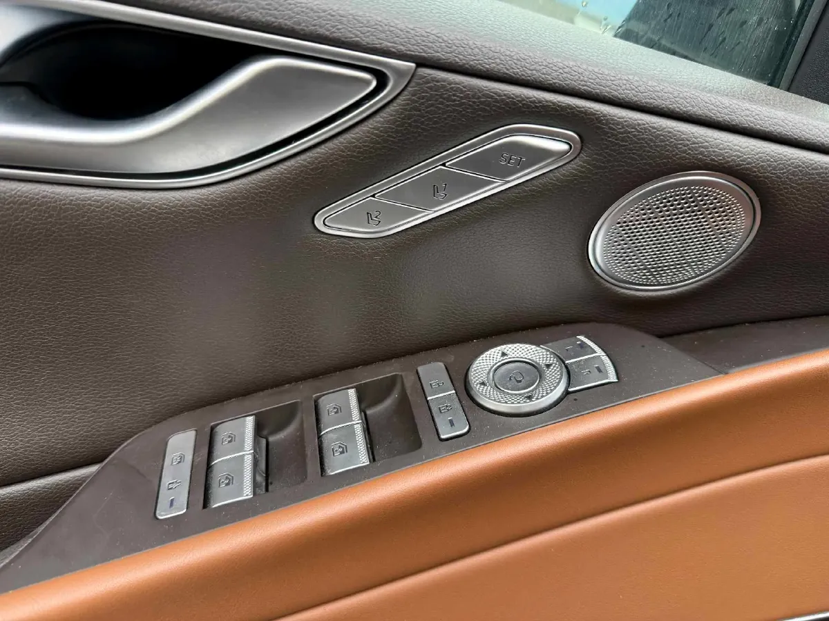 2023 Genesis G80 2.5T 304HP L4 8AT,autocango,china used car exporter,china ev exporter,chinese used car exporter,chinese used ev exporter