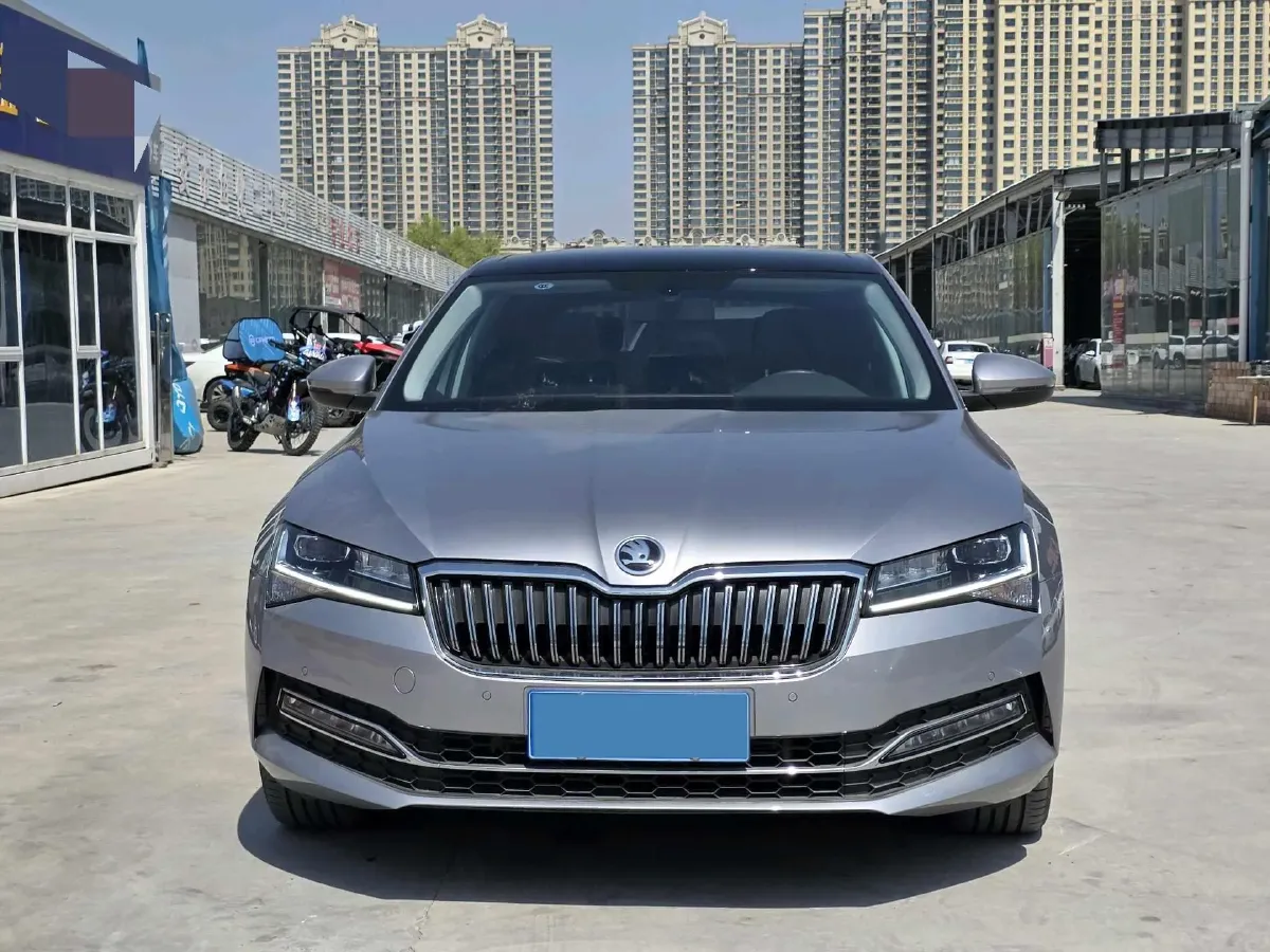 2019 Skoda Superb 2.0T 186HP L4 7DCT,autocango,china used car exporter,china ev exporter,chinese used car exporter,chinese used ev exporter