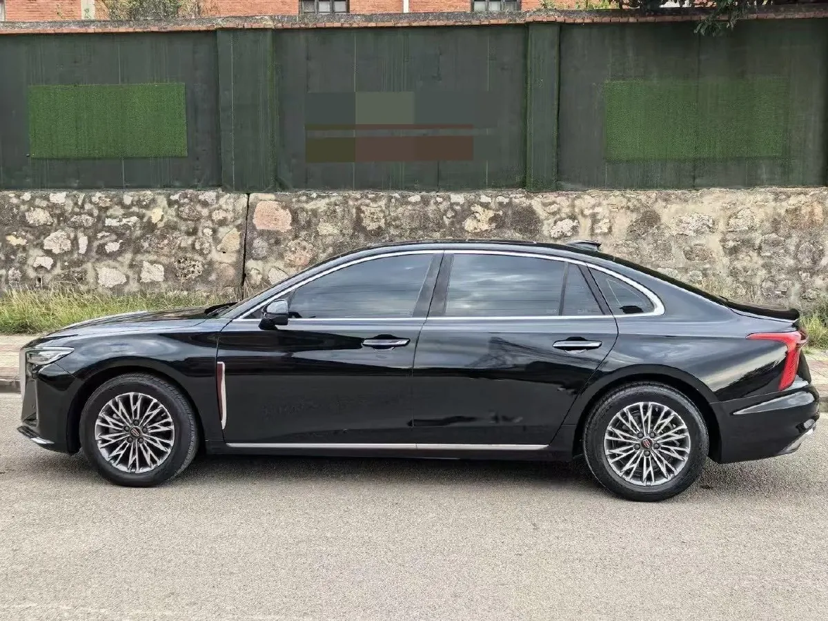 2023 HongQi H5 1.5T 169HP L4 7DCT,autocango,china used car exporter,china ev exporter,chinese used car exporter,chinese used ev exporter