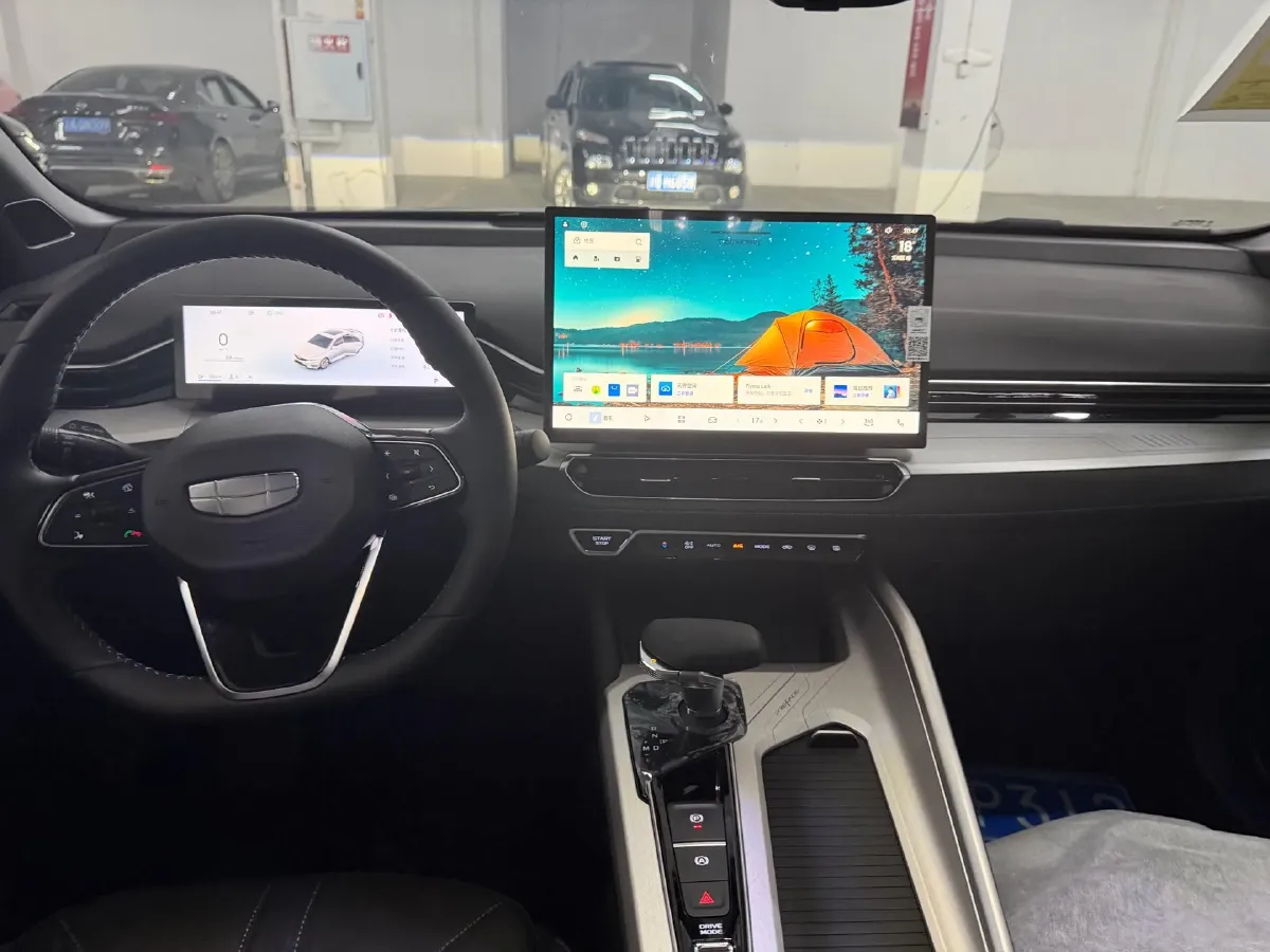 2025 Geely Preface 1.5T 181HP L4 7DCT,autocango,china used car exporter,china ev exporter,chinese used car exporter,chinese used ev exporter