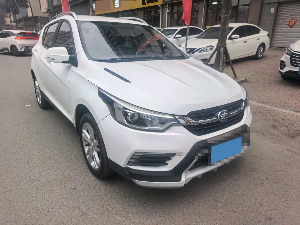 2017 FAW Jumpal D60 1.5L 113HP L4 5MT,autocango,china used car exporter,china ev exporter,chinese used car exporter,chinese used ev exporter