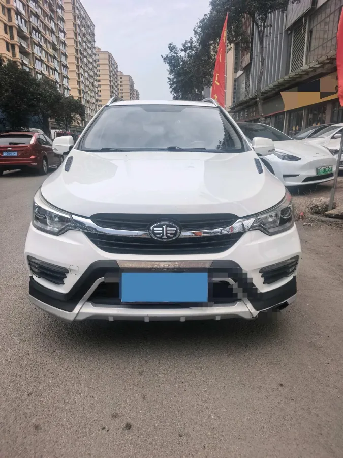 2017 FAW Jumpal D60 1.5L 113HP L4 5MT,autocango,china used car exporter,china ev exporter,chinese used car exporter,chinese used ev exporter