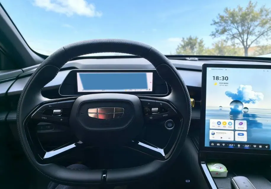 2023 Geely Azkarra 1.5T 181HP L4 7DCT,autocango,china used car exporter,china ev exporter,chinese used car exporter,chinese used ev exporter