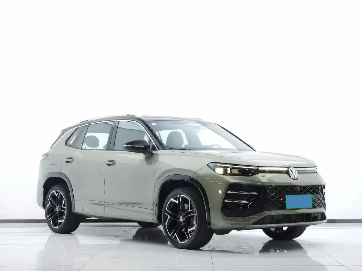 2025 Volkswagen Tayron 2.0T 220HP L4 7DCT,autocango,china used car exporter,china ev exporter,chinese used car exporter,chinese used ev exporter