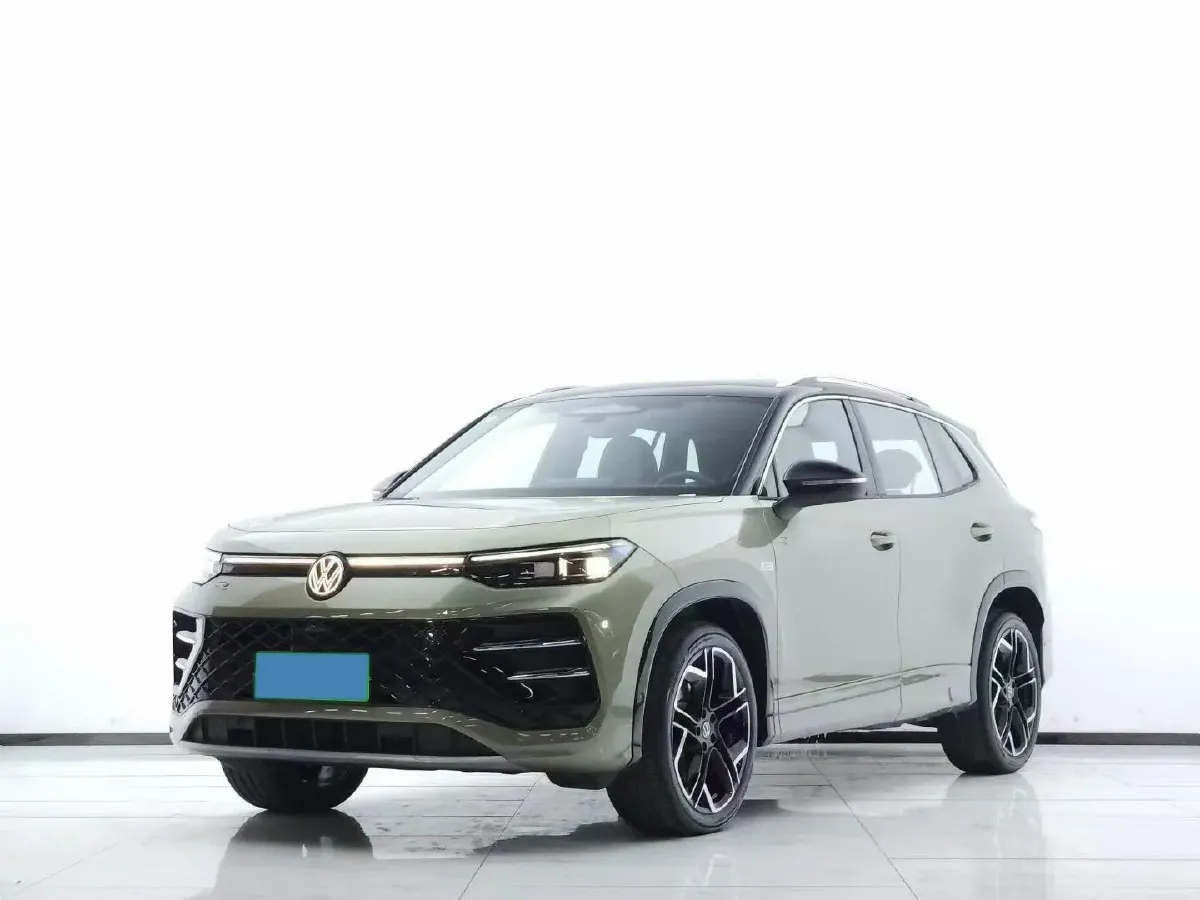 2025 Volkswagen Tayron 2.0T 220HP L4 7DCT,autocango,china used car exporter,china ev exporter,chinese used car exporter,chinese used ev exporter