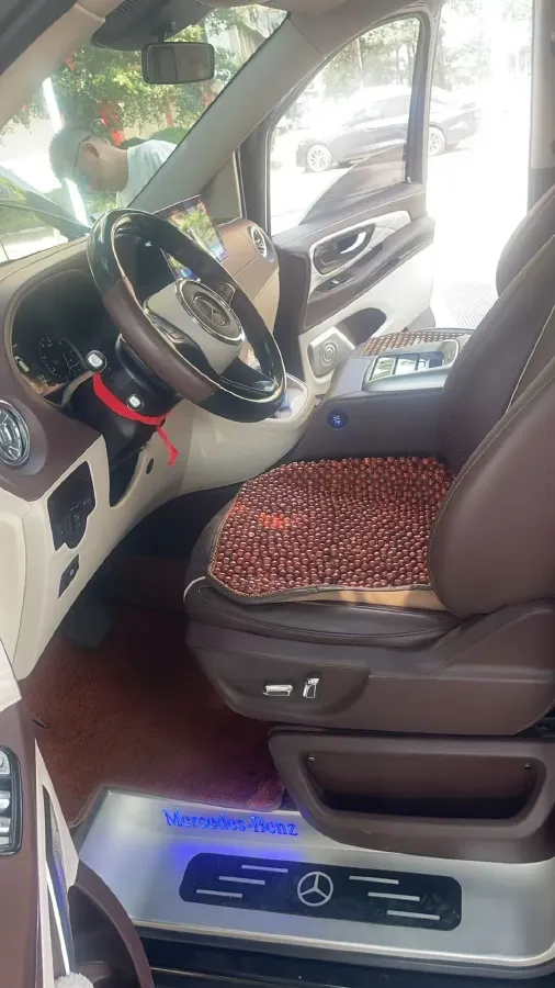 2021 Mercedes-Benz Vito 2.0T 211HP L4 9AT,autocango,china used car exporter,china ev exporter,chinese used car exporter,chinese used ev exporter