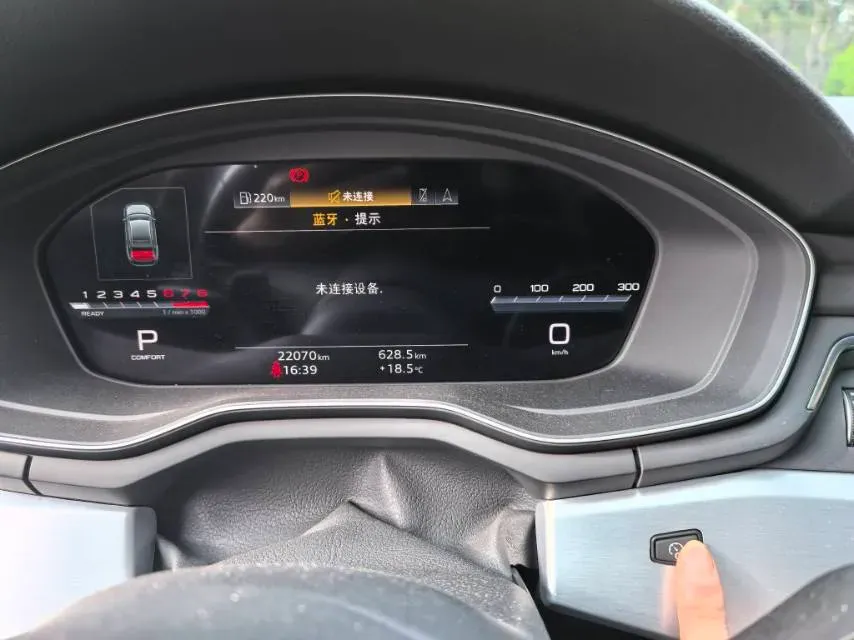 2023 Audi A4L 2.0T 190HP L4 7DCT,autocango,china used car exporter,china ev exporter,chinese used car exporter,chinese used ev exporter