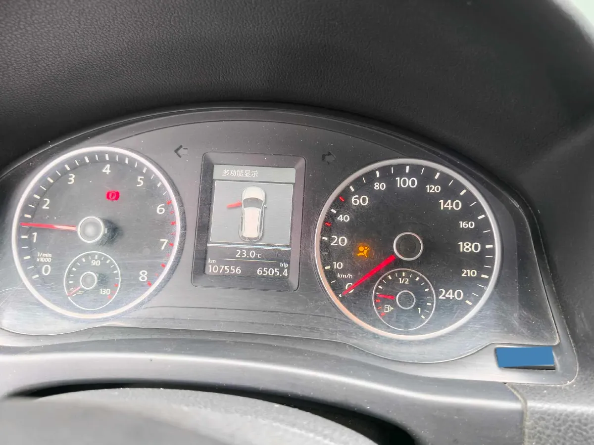 2013 Volkswagen Tiguan 1.8T 160HP L4 6AT,autocango,china used car exporter,china ev exporter,chinese used car exporter,chinese used ev exporter