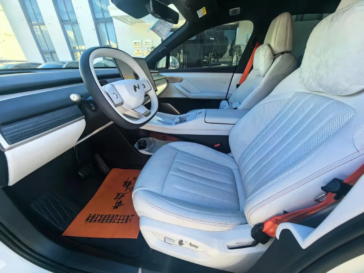 2024 ONVO L60 BEV 60KWH,autocango,china used car exporter,china ev exporter,chinese used car exporter,chinese used ev exporter