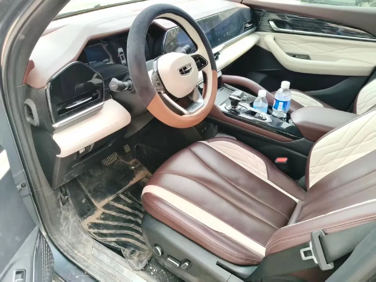 2021 Geely Monjaro 2.0T 218HP L4 7DCT,autocango,china used car exporter,china ev exporter,chinese used car exporter,chinese used ev exporter