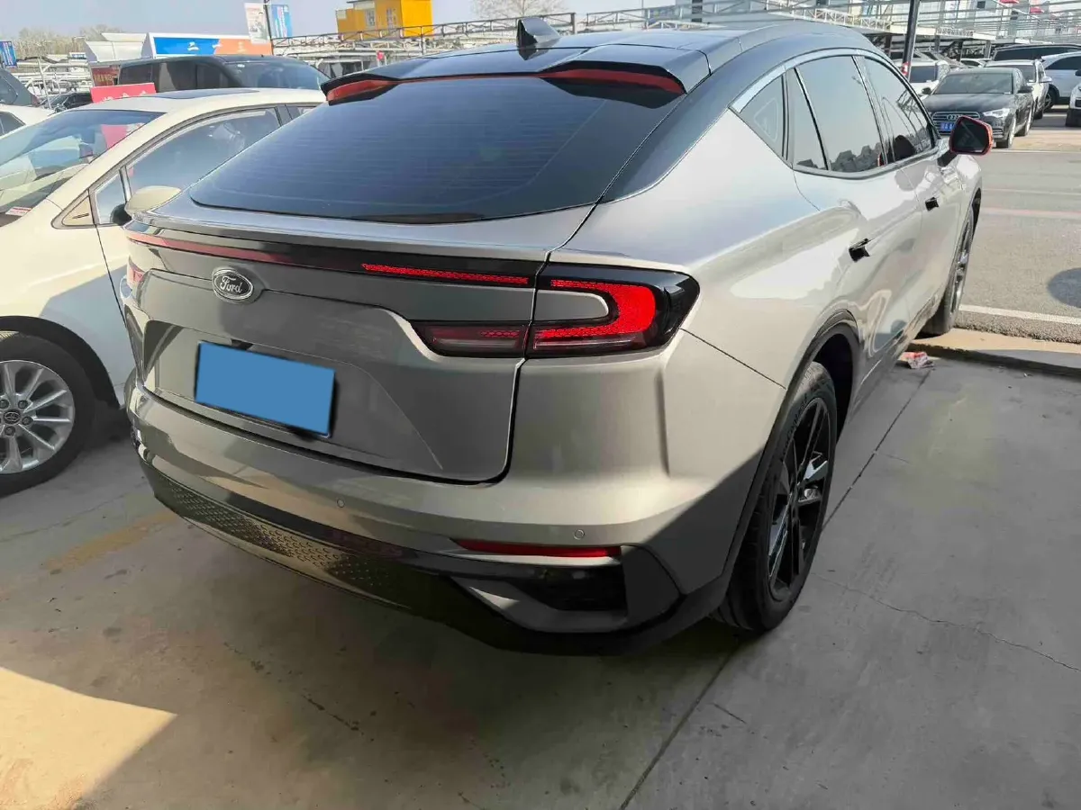 2022 Ford EVOS 2.0T 238HP L4 8AT,autocango,china used car exporter,china ev exporter,chinese used car exporter,chinese used ev exporter