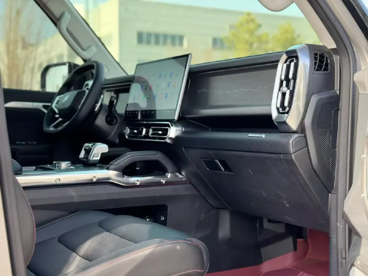 2025 Jetour Traveller 2.0T 254HP L4 8AT,autocango,china used car exporter,china ev exporter,chinese used car exporter,chinese used ev exporter