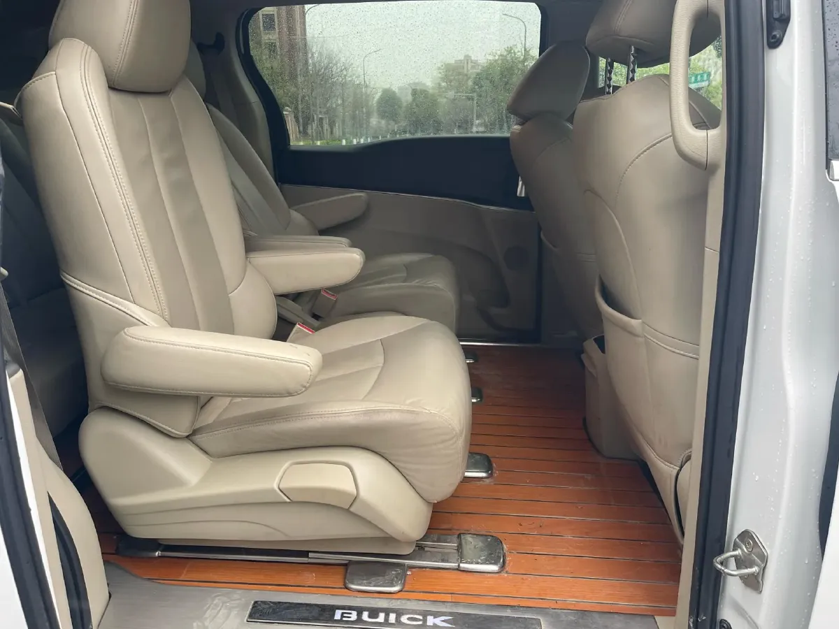 2018 Buick GL8 2.0T 260HP L4 6AT,autocango,china used car exporter,china ev exporter,chinese used car exporter,chinese used ev exporter